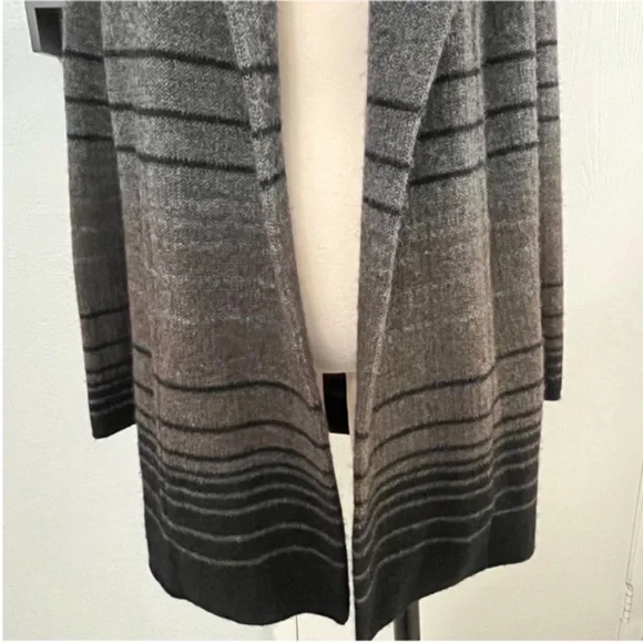 VINCE Yak/Wool Tan Taupe Ombre Hooded Cardigan Sz Small - Picture 7 of 13